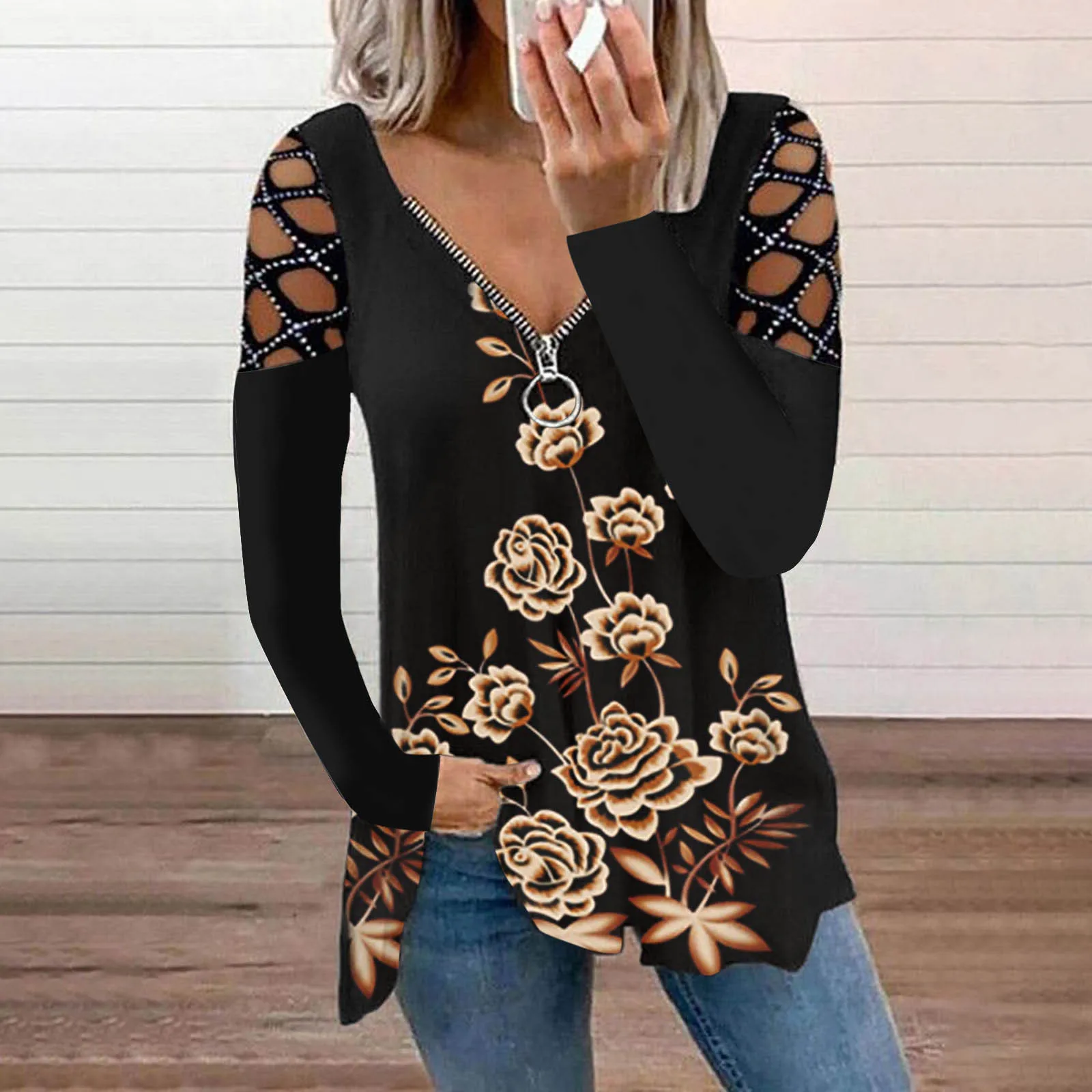 

Diamonds Hollow Out Long Sleeve Zipper V-neck Loose Rose Print Casual T-shirt Halloween Skull T Shirt Gothic Streetwear Oversize