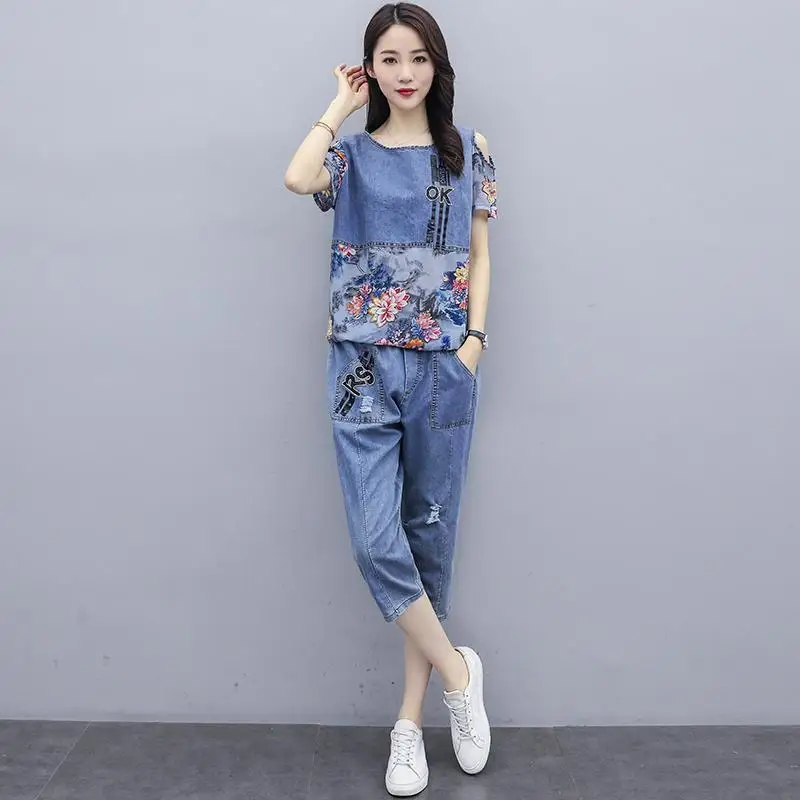 

Summer Women's 2022 Spring Summer New Printed Stitching Fashion Female Sets Thin Denim Cropped Trousers Mother 2Pcs W14