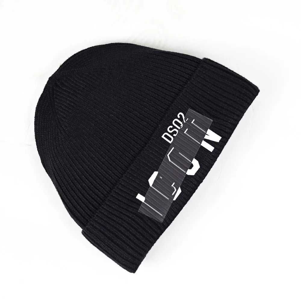 

NEW DSQ2 Brand Beanie Printed Skiing Knitted Hats ICON Letter Women Men Winter Cap Warm Baggy Beanies Knit Skullies Bonnet Caps