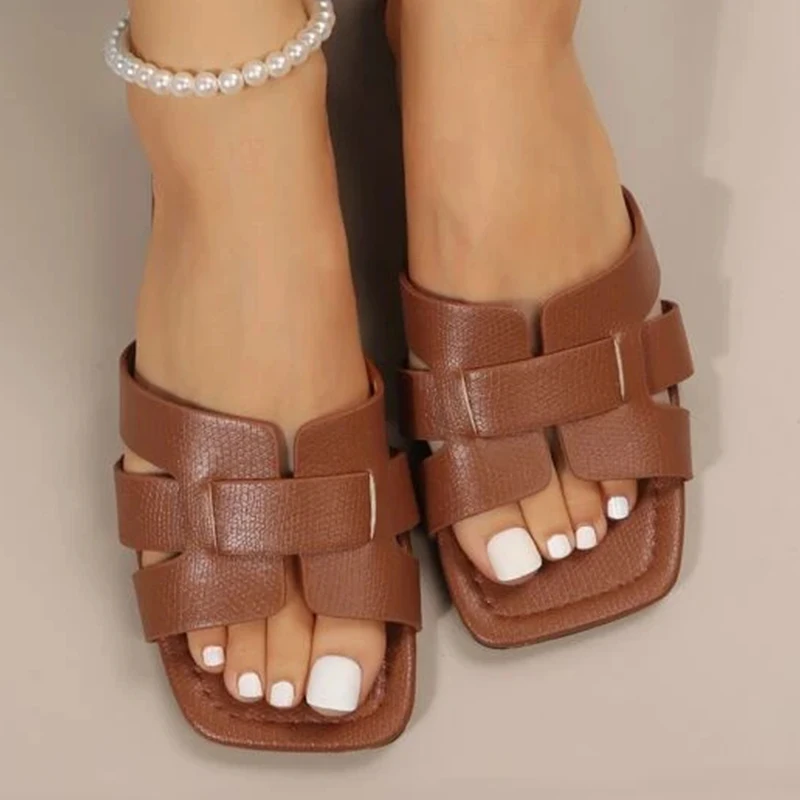 2023 Summer New Women Slippers Flat Bottom Non-slip Outdoor Open Toe Beach Female Sandals Sexy Fashion Design Slides Woman Shoes