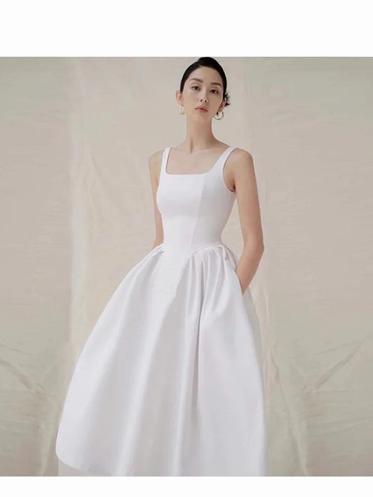 French sle Hepburn Sle White Square Collar Dress Sleeveless Vest Temperament Design Vietnam Skirt Summer