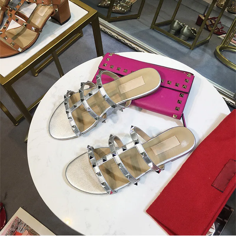 New Shoes For Women Designer Flat Slippers Summer Brand Rivet Shoes Gladiator Sandals Comfortable Casual Peep To Ladies Slippers