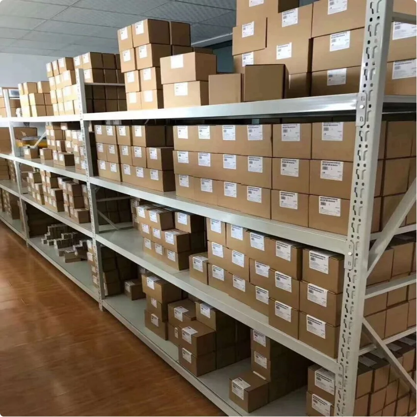 Yaskawa SGMPH-15A1A2B Серводвигатель SGMPH15A1A2B Новый в коробке гарантия 1 год