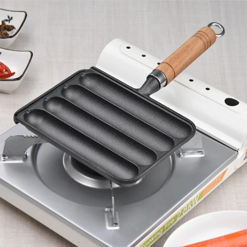 Удобная чугунная сковорода-гриль для сосисок