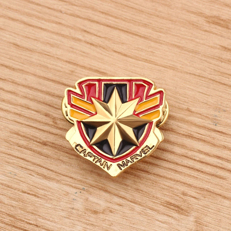 

Octagon Enamel Pin Badges Christmas Women's Brooch Friends Lapel Pins Gifts for Girls Fashion Jewelry Accessories