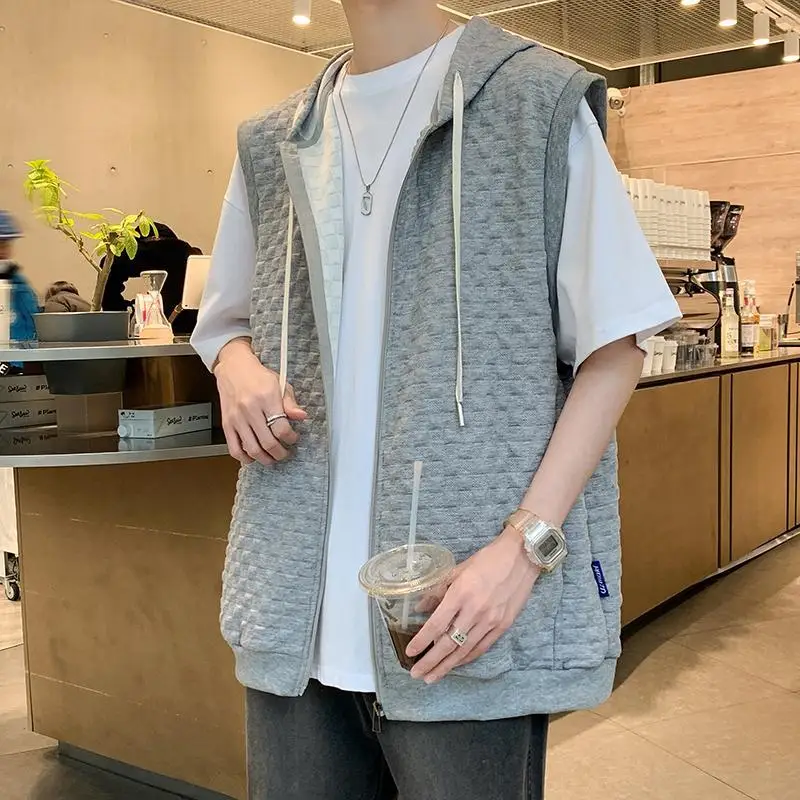 

Жилетка мужская с капюшоном, однотонная простая безрукавка на молнии, худи с вафельным принтом, Свободная безрукавка, уличная одежда, 4XL, лето