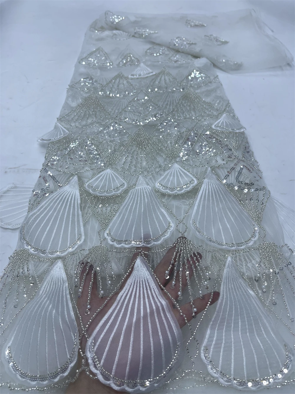 Кружевная ткань из органзы