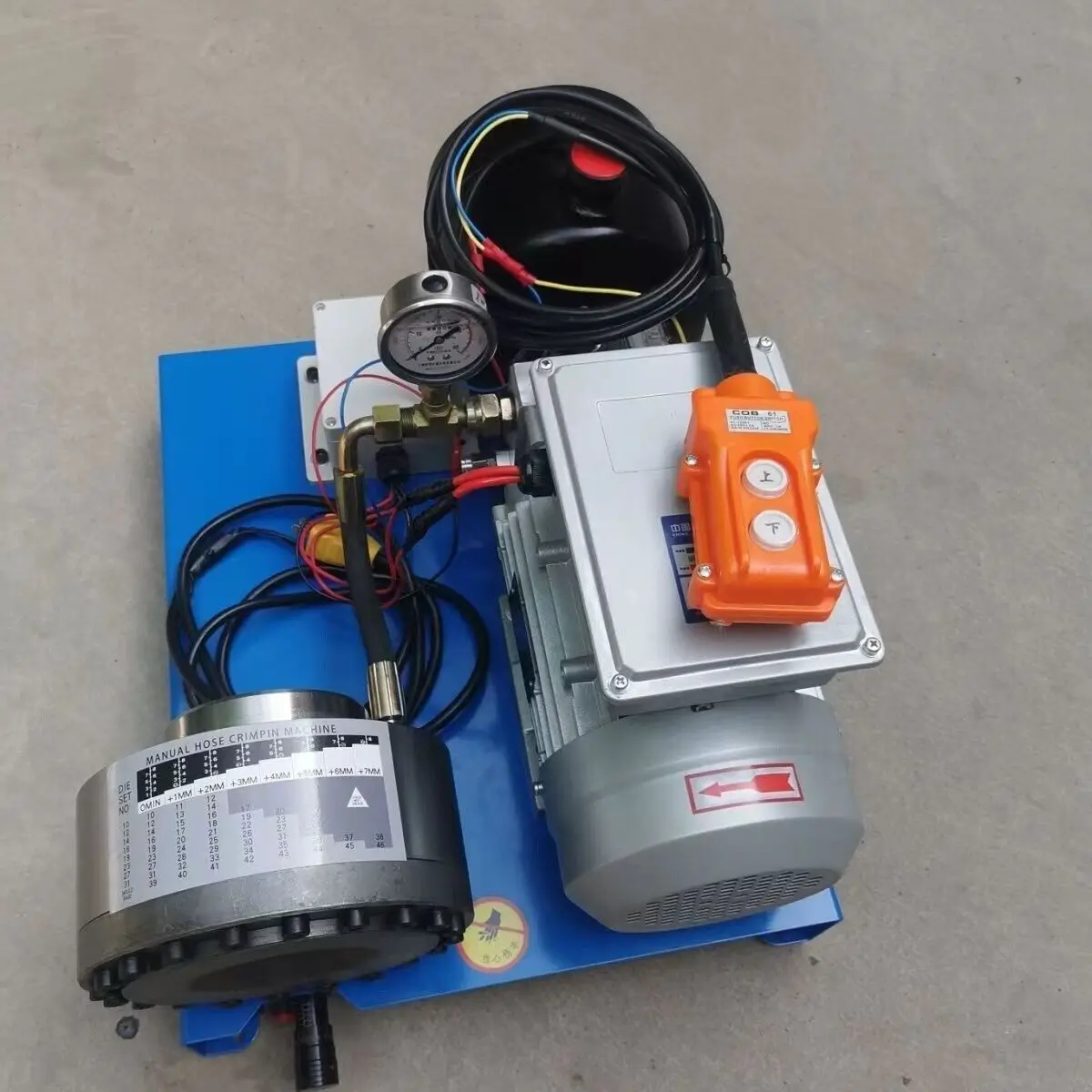 BNT25E 1-дюймовая электрическая гидравлическая машина для обжима шлангов с 8