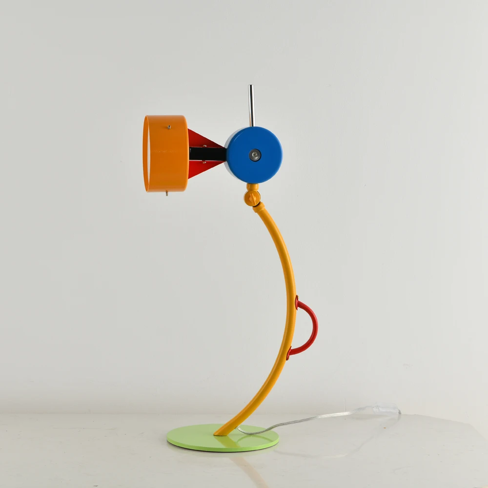 

Children's Room Geometric Table Lamp Nordic Creative Bedroom Bedside Desk Lamps Colorful Living Room Sofa Vertical Floor Lights