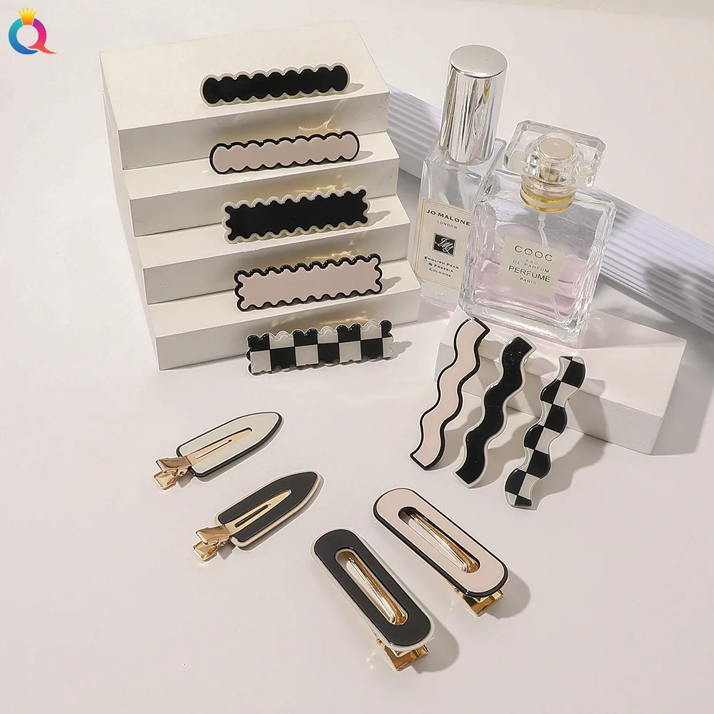 

South Korea Traceless Hairpin Hair Clip Retro Small Fragrance Black and White Bang Clip Boutique Duck Mouth Clip Female