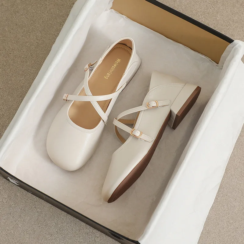 

women's leather shoes Spring and Autumn Casual Outerwear work and banquet and office Large size 41-43 Mary Jane heels