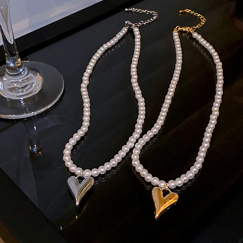 

Korean version of the new personality pearl love necklace female temperament exquisite collarbone chain trend party jewelry