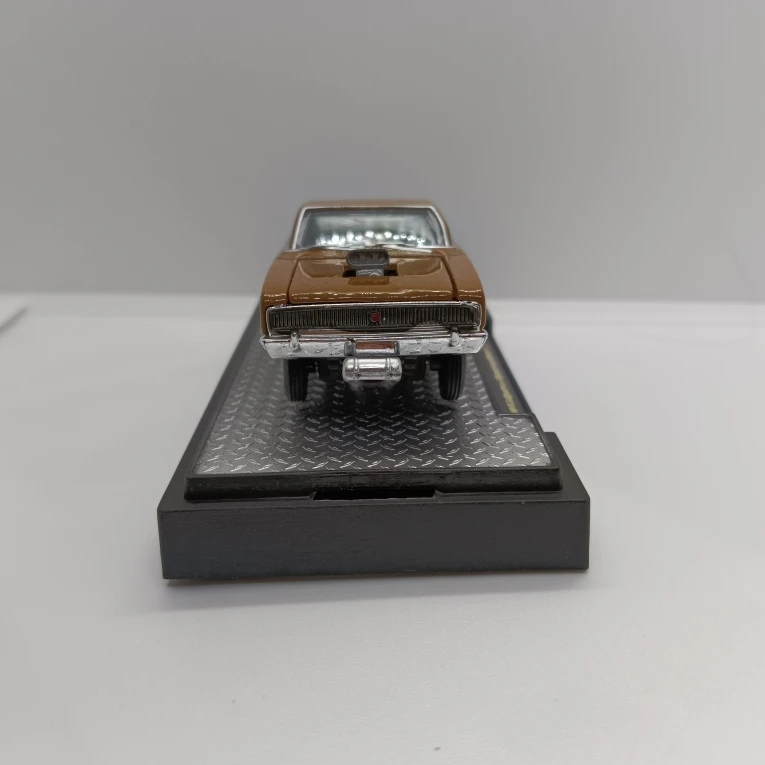M2 Machines 1/64 1966 Dodge Charger Gasser Модель автомобиля из сплава редкая коллекция игрушек