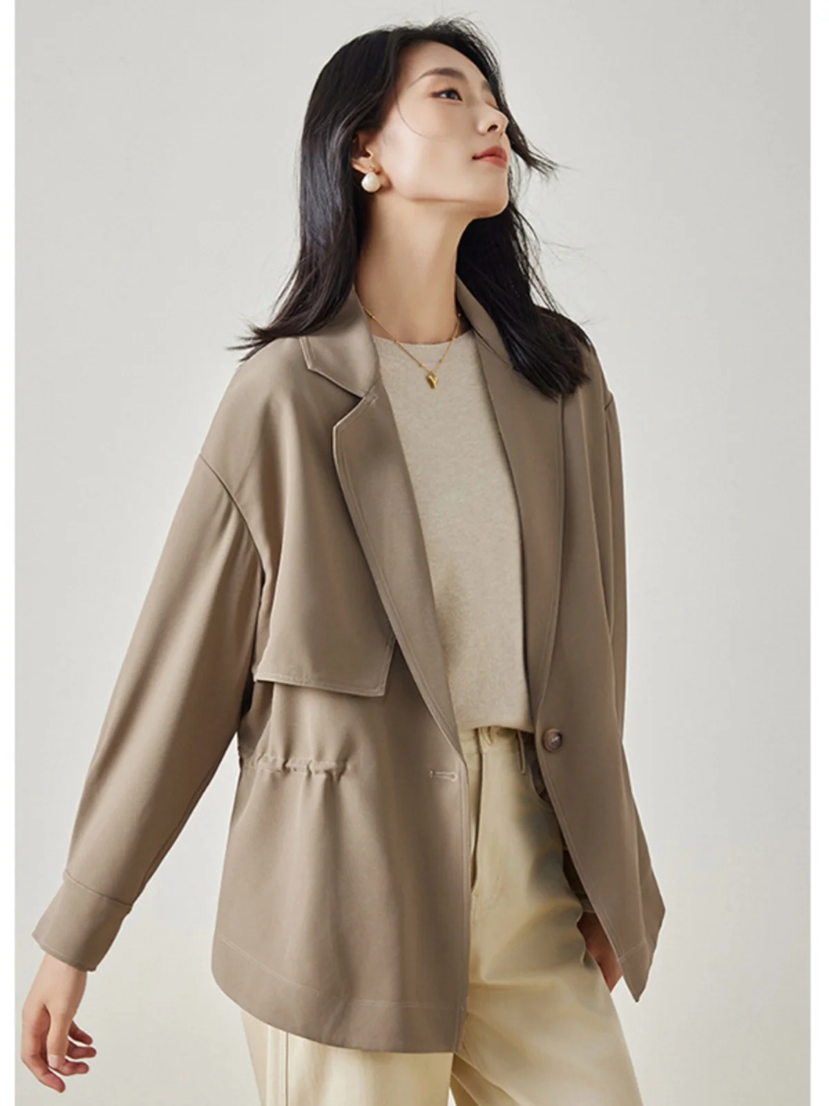 Светло-коричневый облегающий костюм для похудения женский плащ новинка осени 2024