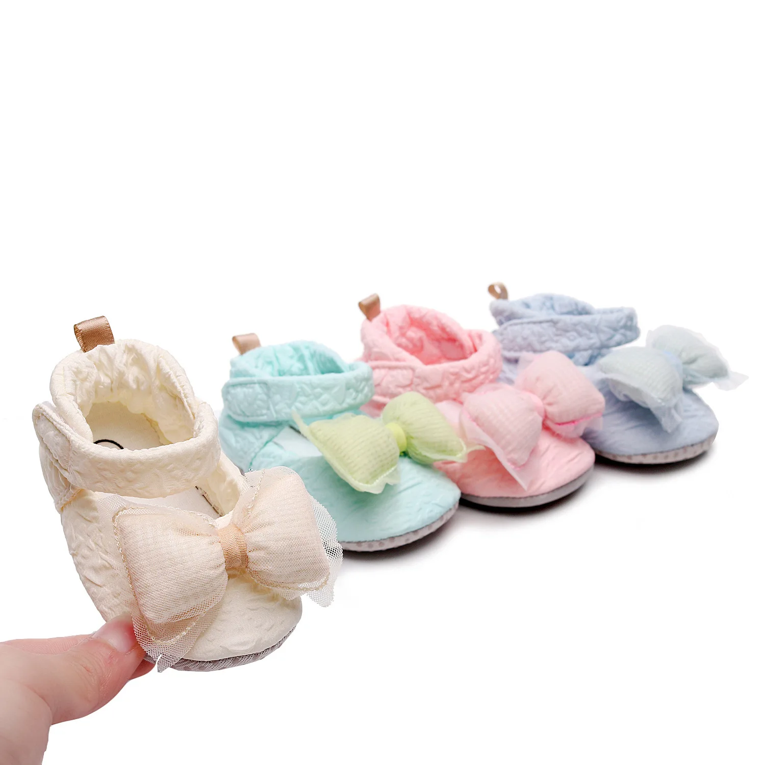 

Baby Girl Cotton Shoes Retro Spring Autumn Toddlers Prewalkers White Cotton Baptism Shoes Infant Soft Bottom First Walkers 0-18M