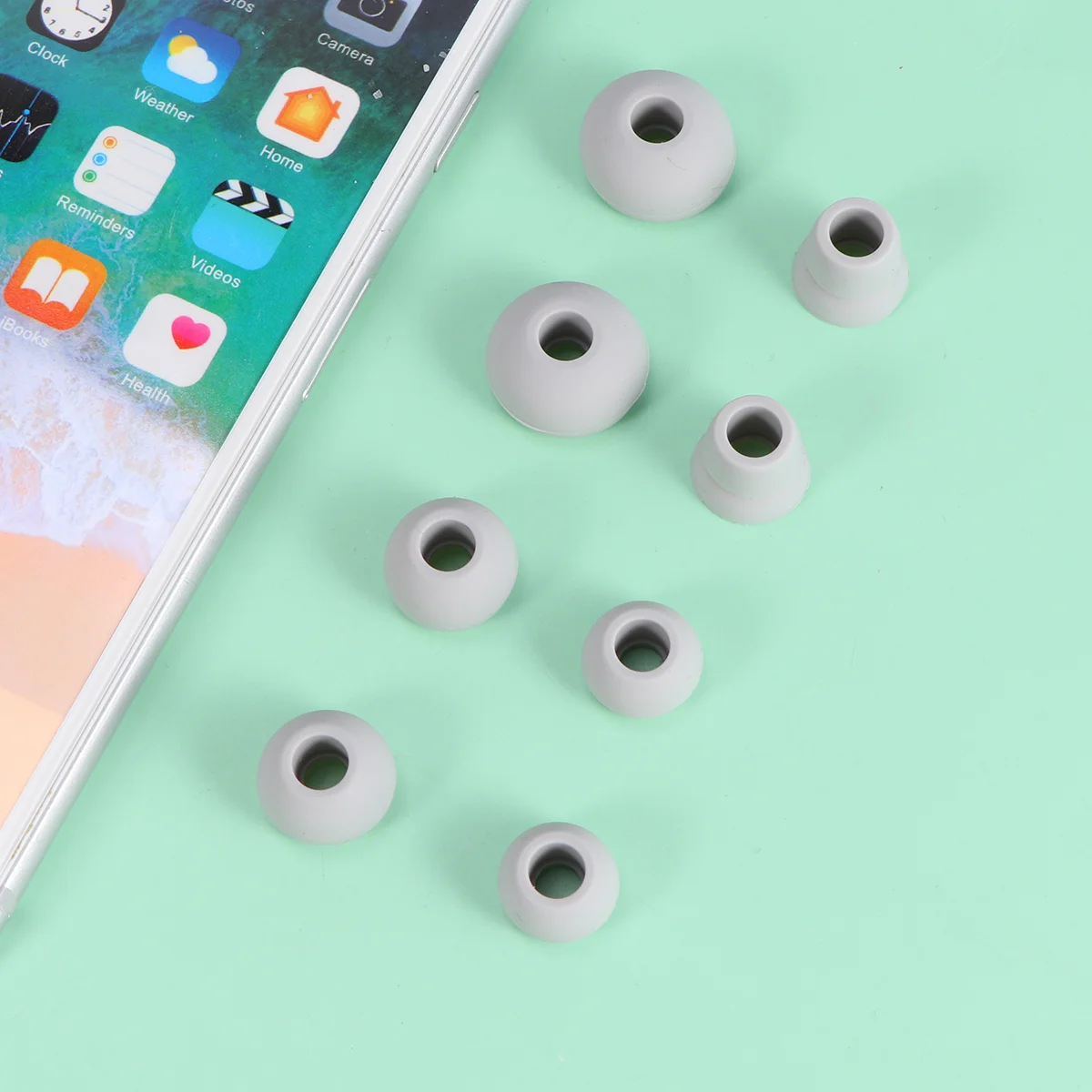 

32 pcs Anti Silicone Earbuds Headphone Accessories Protector Eartip