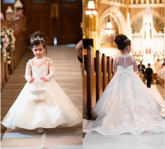 

Adorable Ivory A-Line Flower Girl Dresses Princess Sheer Long Sleeves Appliques Jewel Neck Toddler Birthday Party Gowns