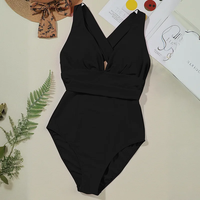 Женский сплошной купальник с глубоким V-образным вырезом