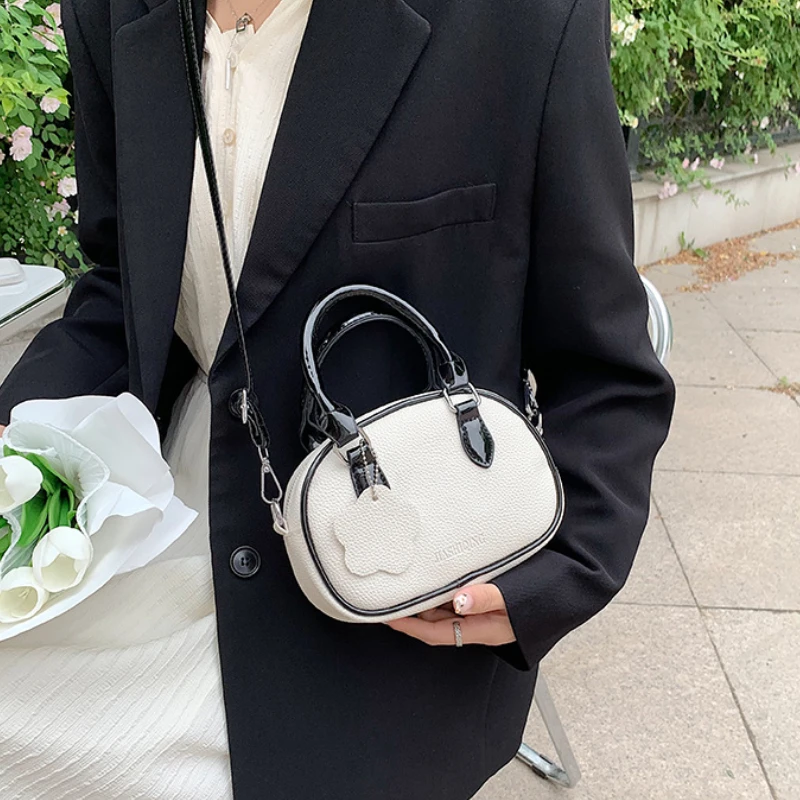 

Summer Women's Bag 2022 Trend Soft Leather Luxury Bag Women Oval Patchwork Small Handbags Temperament Cross-body Shoulder Bag