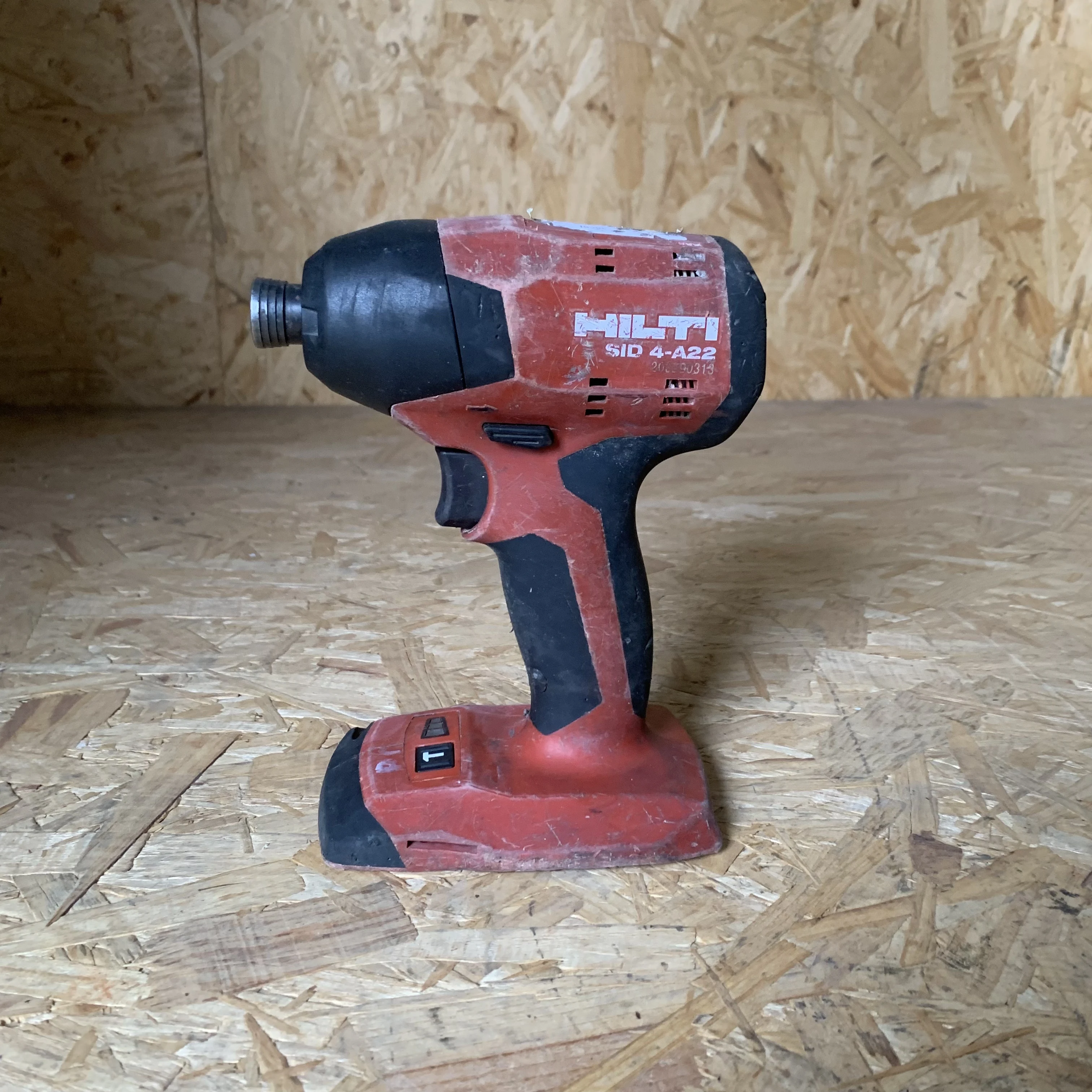 

HILTI SID 4-A22 бесщеточный шуруповерт, б/у, корпус