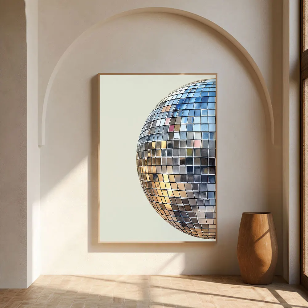 

Украшение для стен в стиле диско-шар