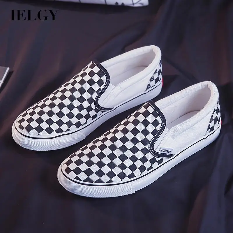 

IELGY low-cut canvas shoes retro black and white grid
