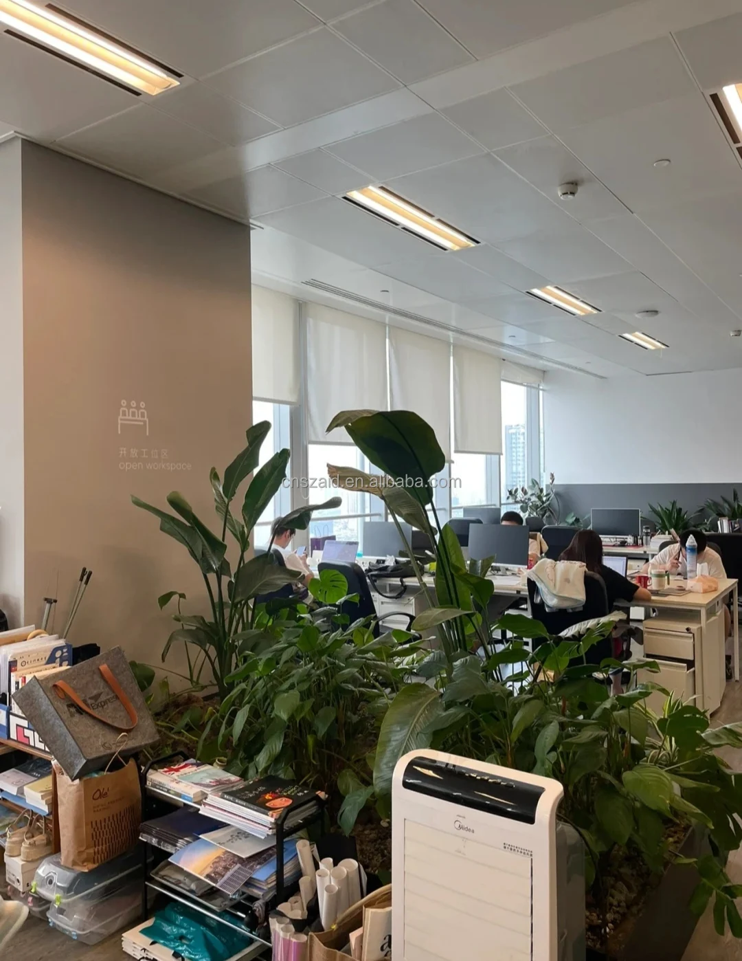 Манометр WIKA 213.53.100 0 6 МПа G1/2B