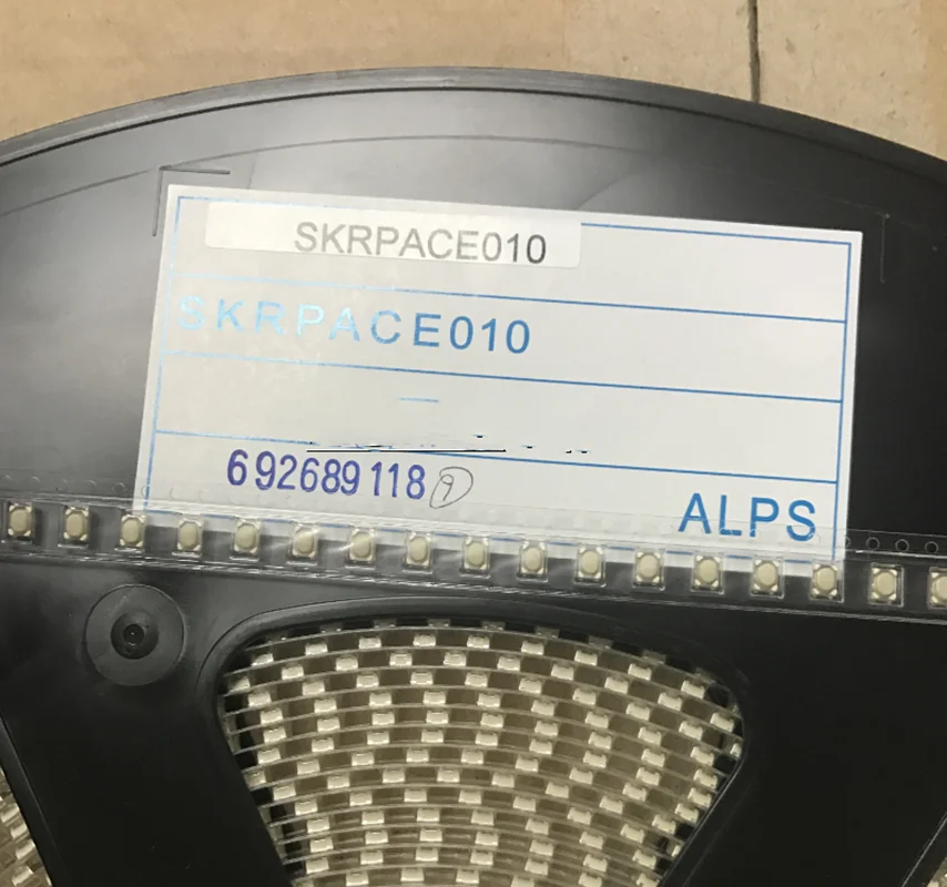 SKRPACE010 патч-переключатель 3*4*2,5 тактовый переключатель