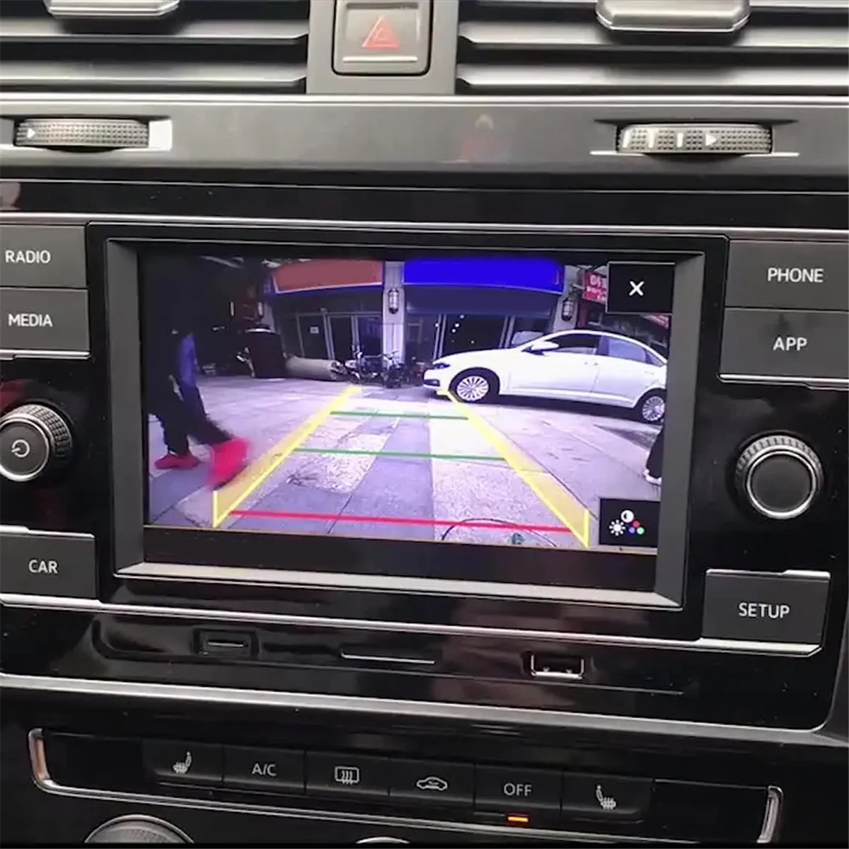 Автомобильная камера заднего вида с откидным логотипом для VW Golf 6/7/8 Polo CC Beetle Magotan B6