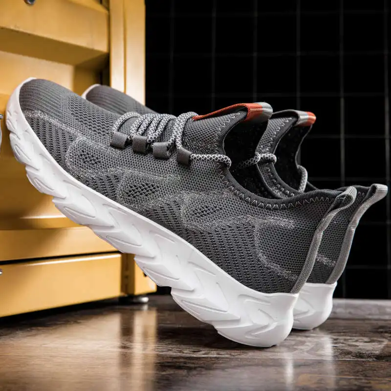 

Кроссовки для бега и занятий спортом, теннисные кроссовки