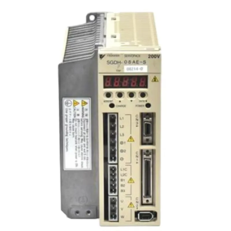 Фото Новый и оригинальный сервопривод/усилитель SGDH-08AE-S SGDH08AES с гарантией 1 год, 200В, 5.7А, 3 фазы, 0-230В переменного тока, 0.8кВт №1