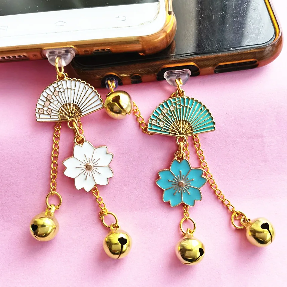 

Couple Dust Plug Charm Kawaii Antique Fan Anti Dust Cap 3.5MM Jack Charge Port Plug For iPhone Type C Dust Protection Stopper