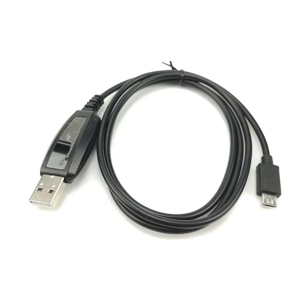 Фото USB-кабель для подключения к ПК/ноутбуку с USB-портом, Кабель для программирования и CD-диск с драйверами для портативной радиостанции №4
