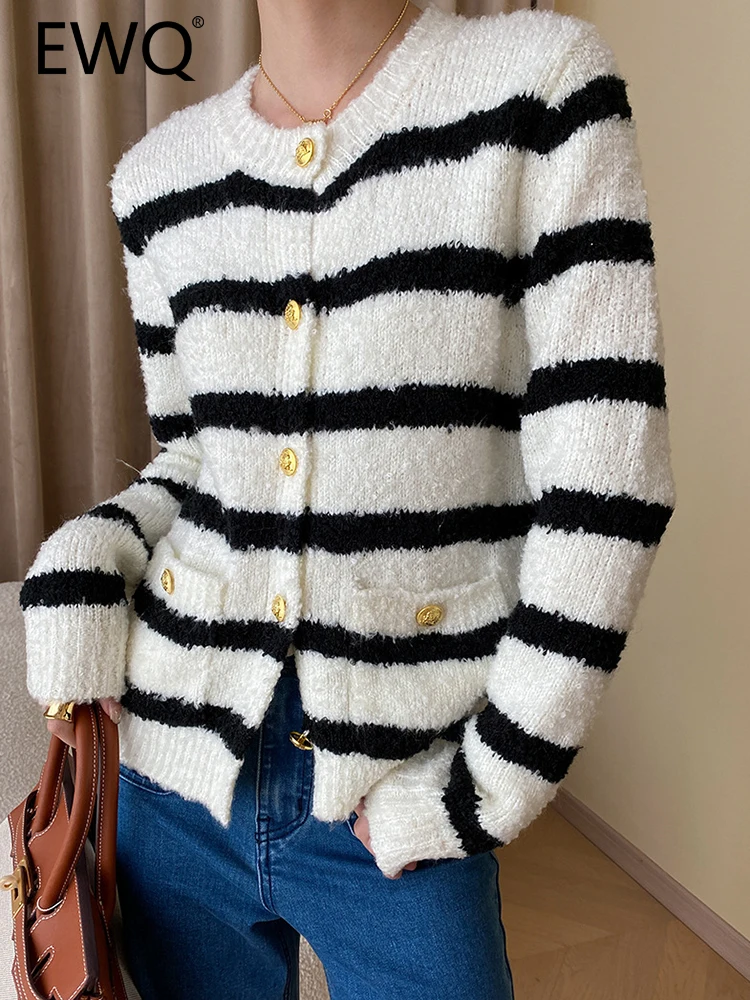 

Женский вязаный кардиган в полоску, с круглым вырезом и длинным рукавом