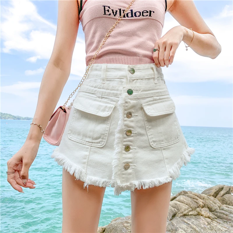 

Plus Size Korea 2022 Summer New Fashion Women Denim Pockets Metal Button Tassel Solid Color Mini Casual Wide Leg Shorts Skirts
