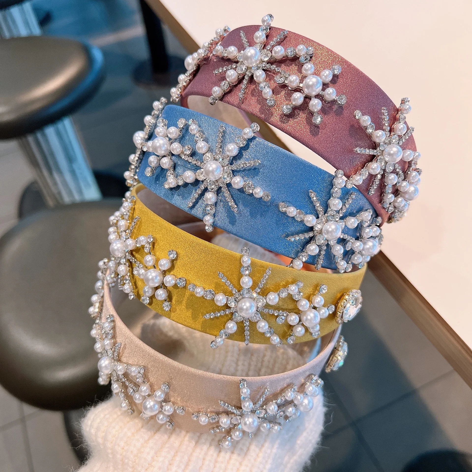 

New Chic Style Sweet Pearl Rhinestone Starfish Headband Girls Hair Accessories