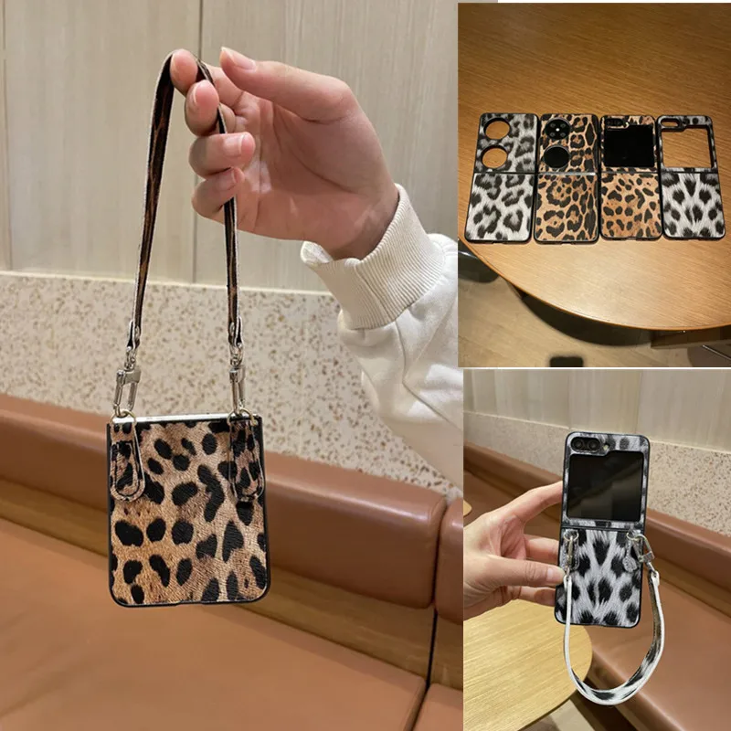 Корейский чехол с леопардовым узором и короткой цепочкой для Samsung Galaxy Z Flip6 Flip5 4 3