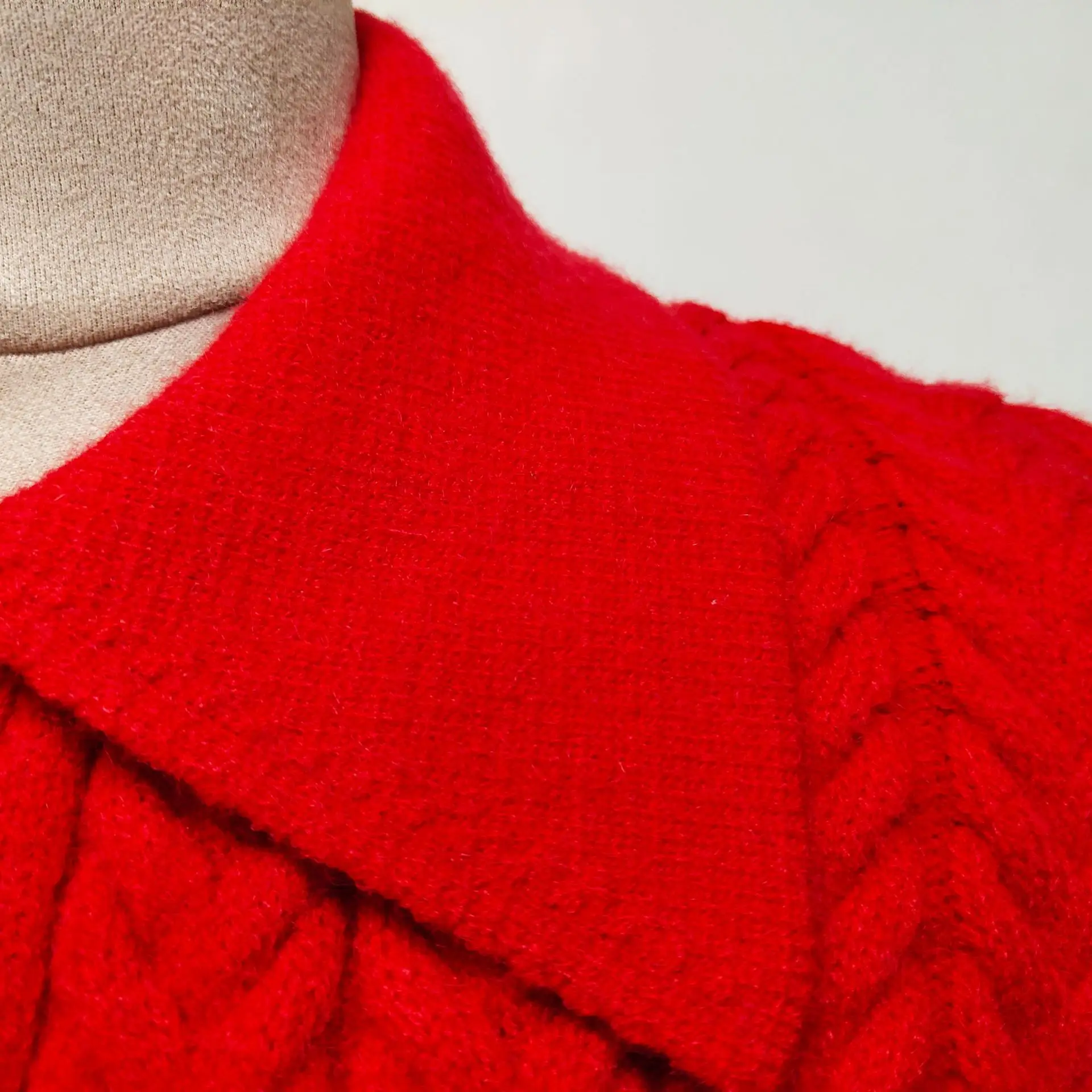 

Женский вязаный свитер, однобортный короткий кардиган составного кроя с отложным воротником и длинными рукавами, весна 2022