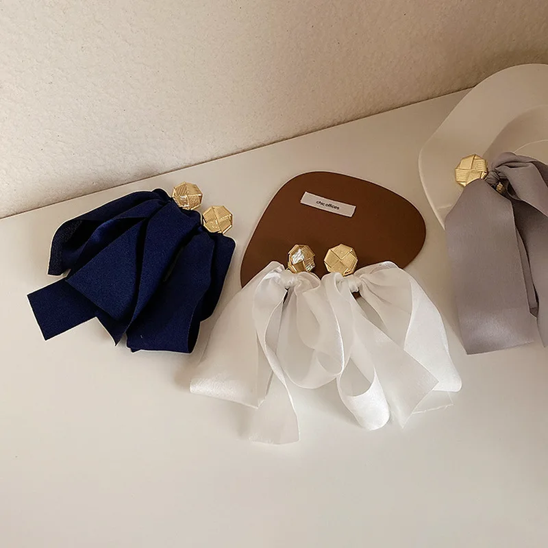 

French Exaggerated Cloth Bowknot Earrings for Women Elegant White Navy Blue Grey Ribbon Big Cross Knotted Drop Earrings Brincos
