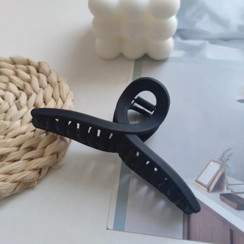 

Заколка для волос, стильный головной убор, зажим в виде акулы в стиле ретро, Женская полубулочка, шпилька для волос для повседневного исполь...