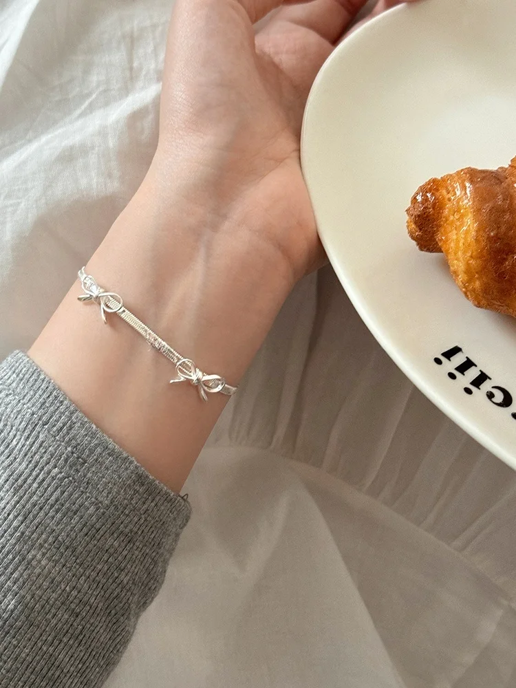 Серебряный бант цепочка со змеиными костями женская продвинутая новая для