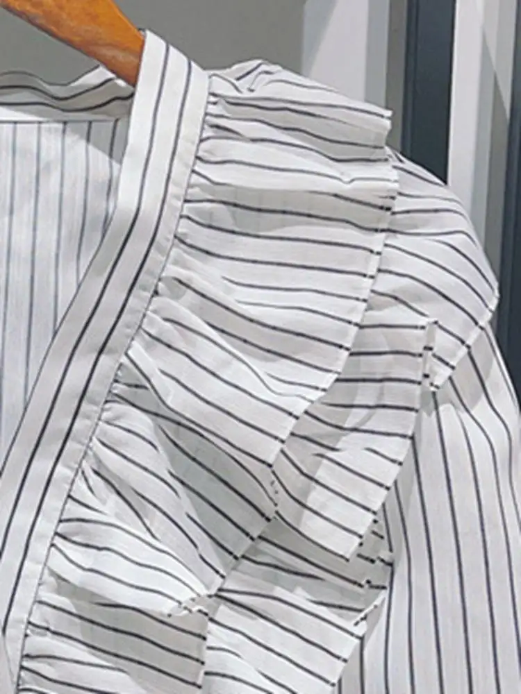 

2023 Spring and Summer New Women V-neck Striped Ruffled Puff Sleeve Short Tunic Shirt
