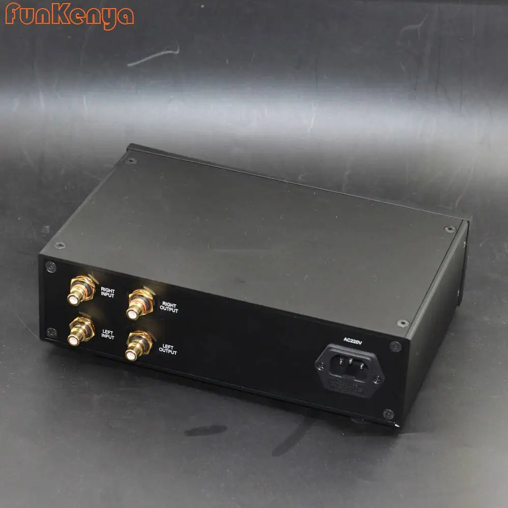 Усилитель предусилителя Fever C7 Mini MBL6010D