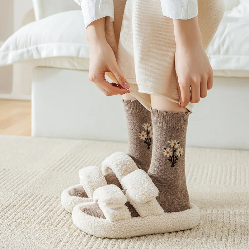 New wool thickened retro cute sweet college style women's tube socks