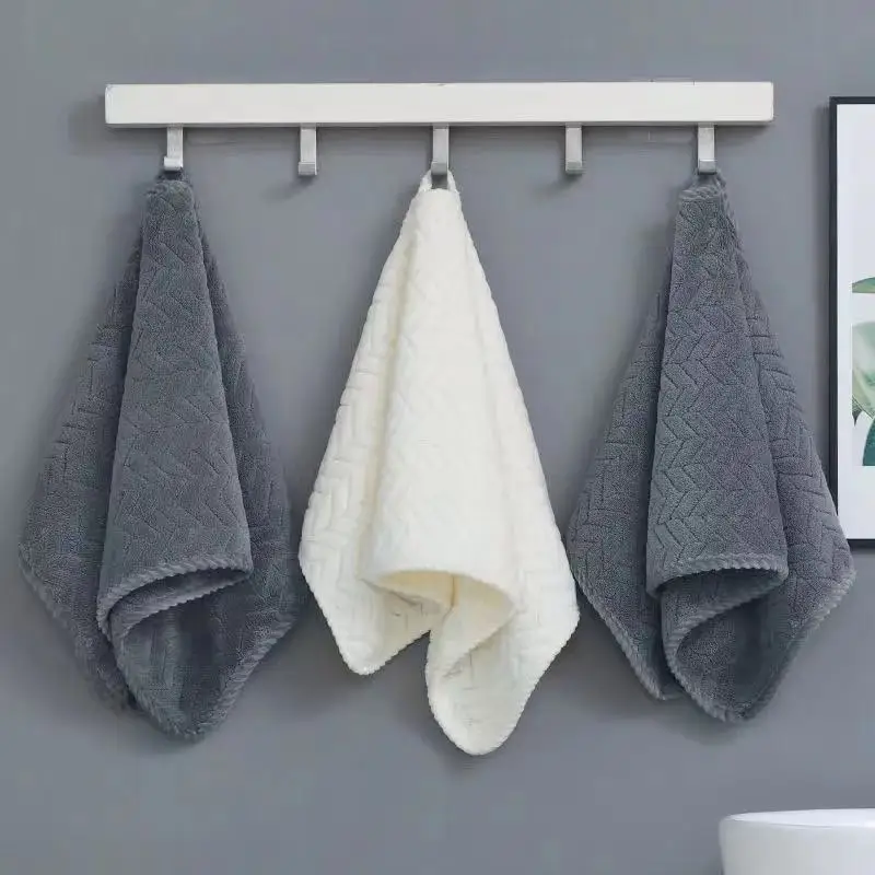 

70x35cm 1pcs Face Thickened Towels Coral Fleece Super Absorbent Material