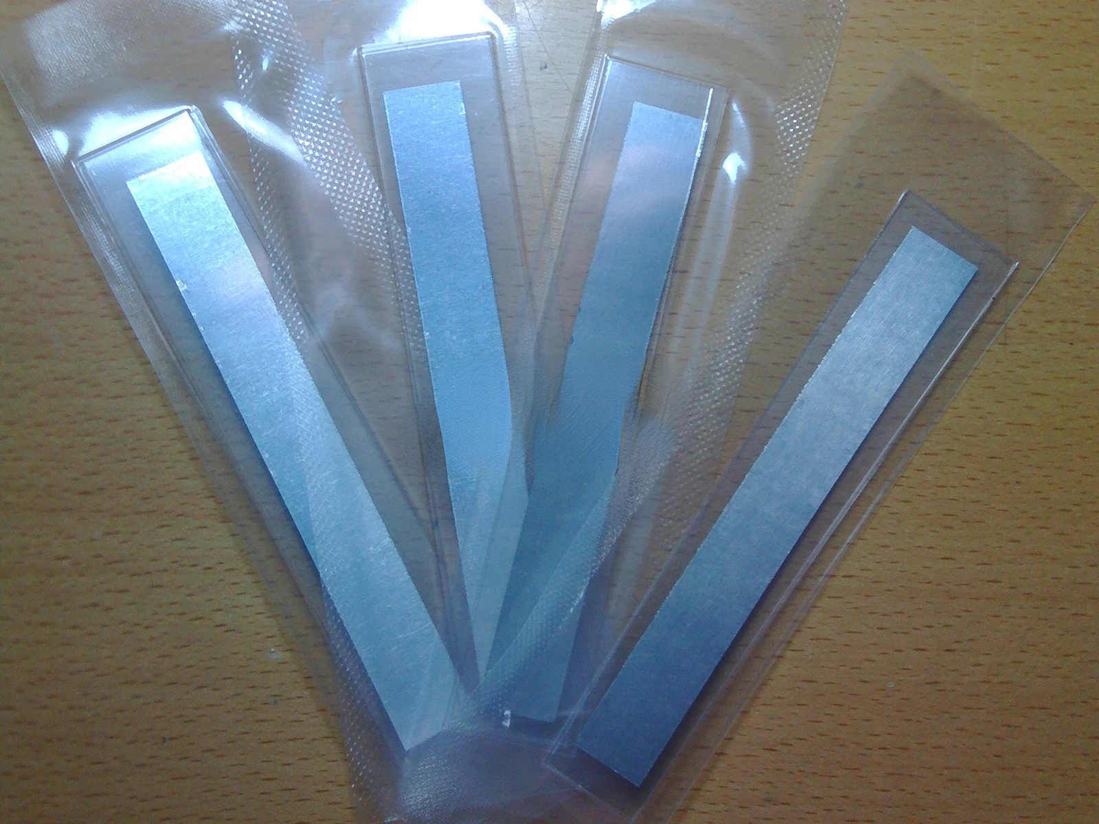 

Indium Sheet Indium Foil Monolithic Indium 100mm*12.5mm*0.05mm Laser Electronic Electrode Material