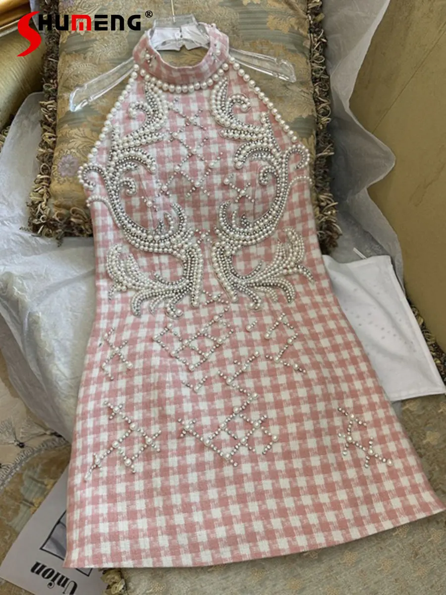 

2022 Autumn Winter New Fashion Elegant Gorgeous Light Luxury Halter Dress Women Sexy Exquisite Rhinestone Backless Banquet Dress