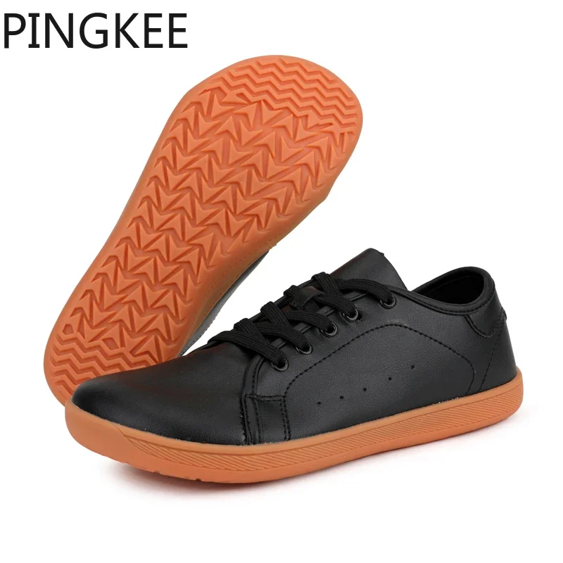 Кроссовки PINGKEE мужские с гибкой подошвой бокс широким носком обувь без обуви
