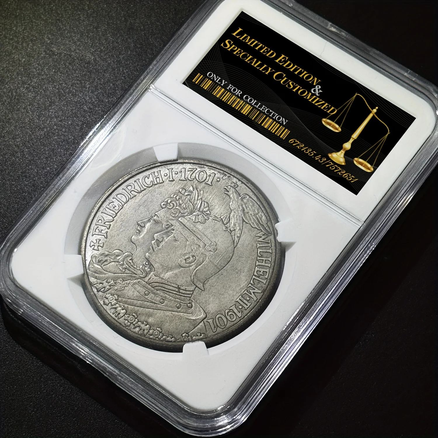 

Металлическая двойная портретная коробка 1901 года