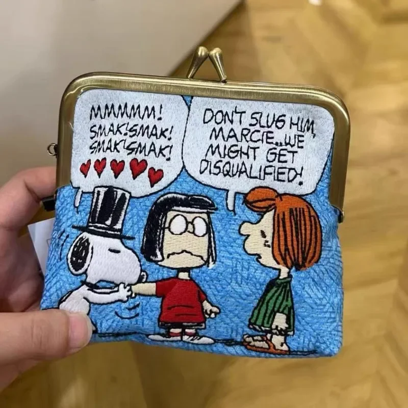 Сумка-косметичка Snoopys с милым мультяшным дизайном и вышивкой, на застежке Kiss Lock, большая вместимость, для хранения помады, монетница, органайзер (art.: 3920db1ce2c83) - 3920db1ce2c83